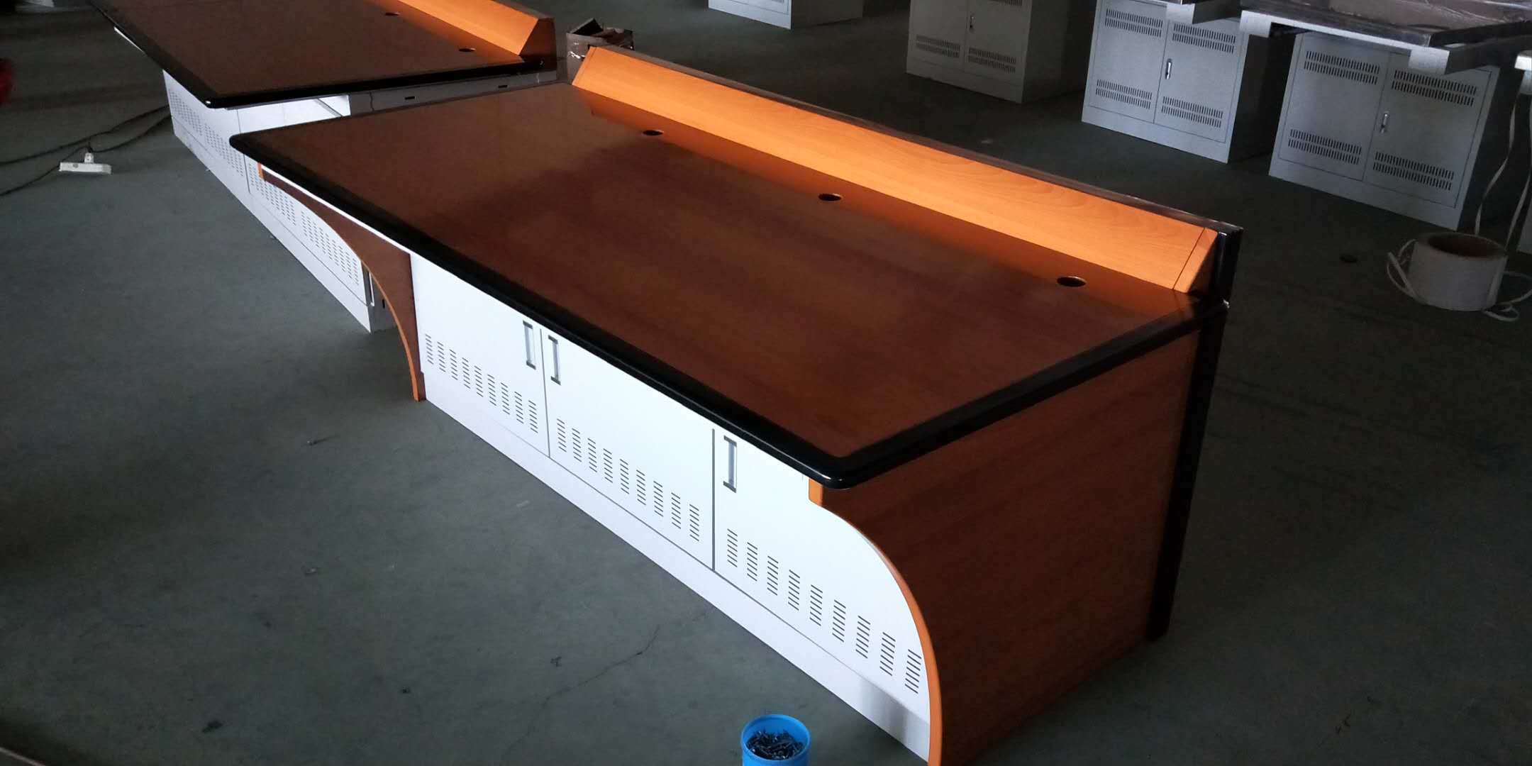 TLC-13 ��������̨